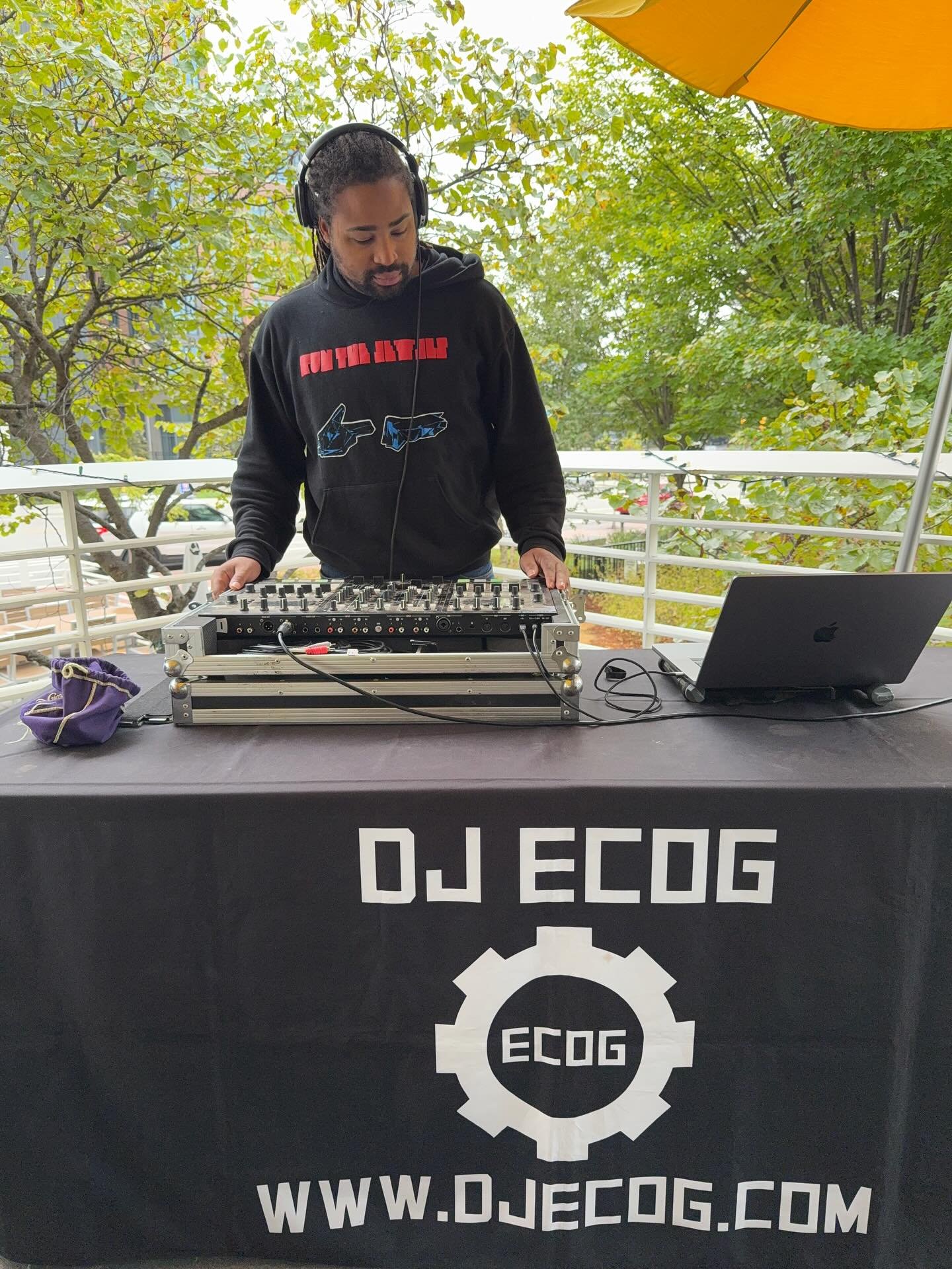 Enjoying my last Sunday funday out at en fuego.
#sundaybrunch #☁︎ #tulsa