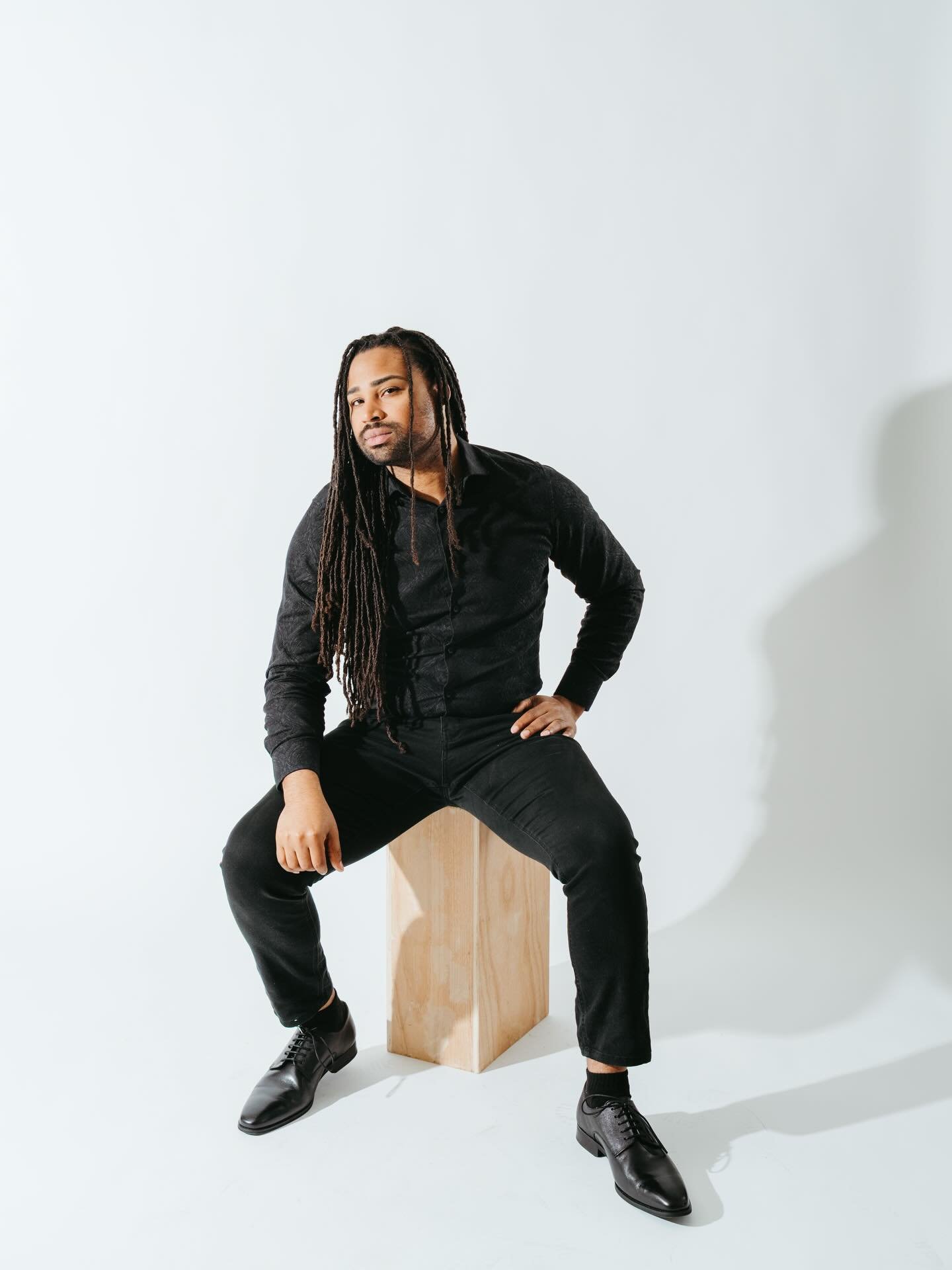 Hope the year is ready for me!
#dj #photography #headshots