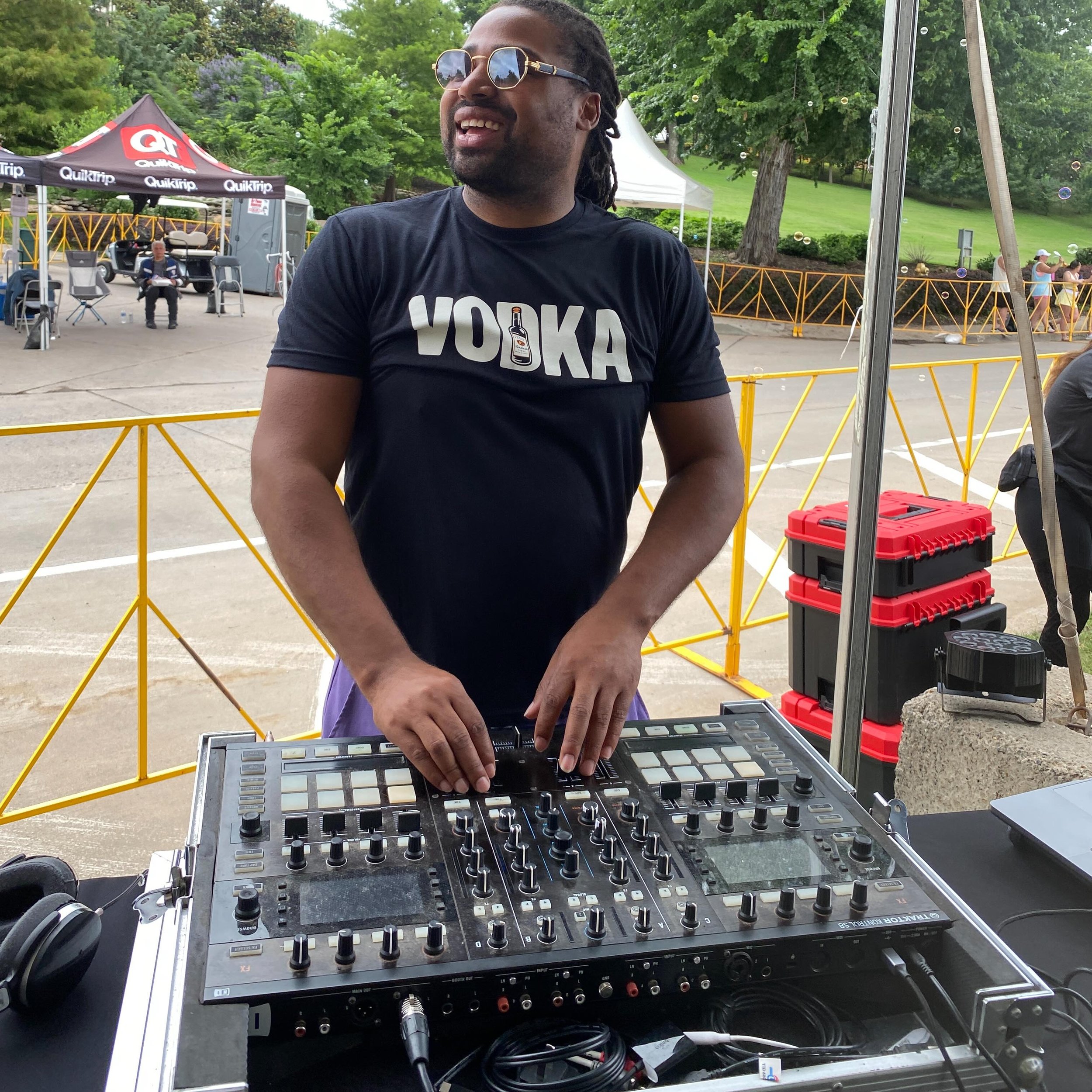 Such an amazing Tulsa Tough Titos tent this year! I have so many amazing memories made this year.
#titosvodka #tulsatough #djevents