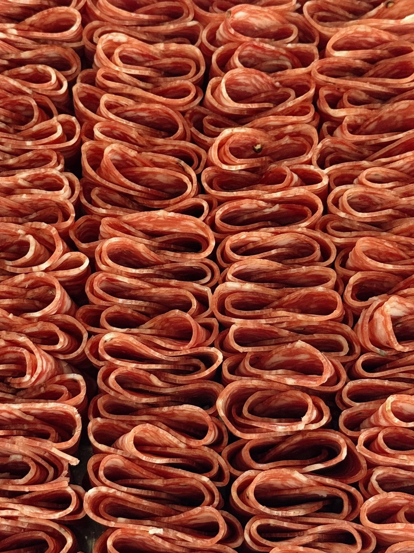 Salami ribbons for daysss 🎀 who needs florals when you&rsquo;ve got folds like these #grazegoals #charcuterieart
