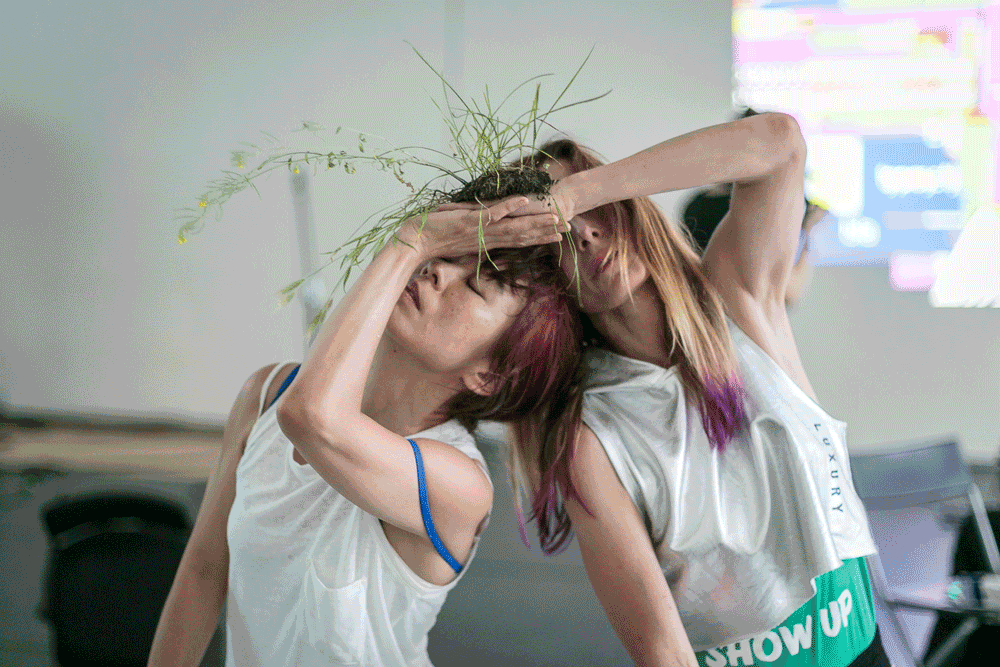 Art+Ed-May2022-4.gif