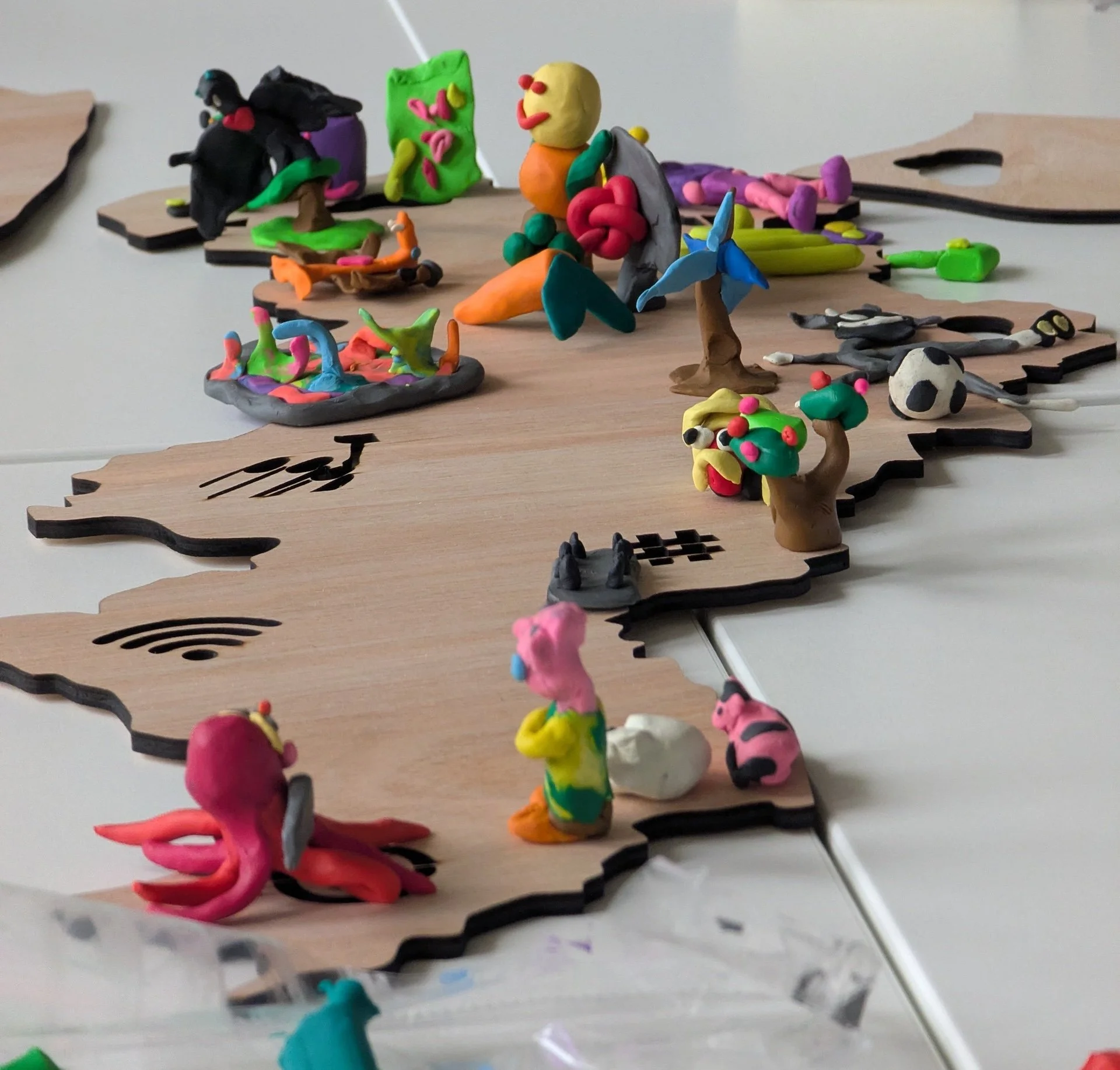 POLINA CHIZHOVA-WRIGHT: RESEARCHING THROUGH MAKING WITH PLASTICINE