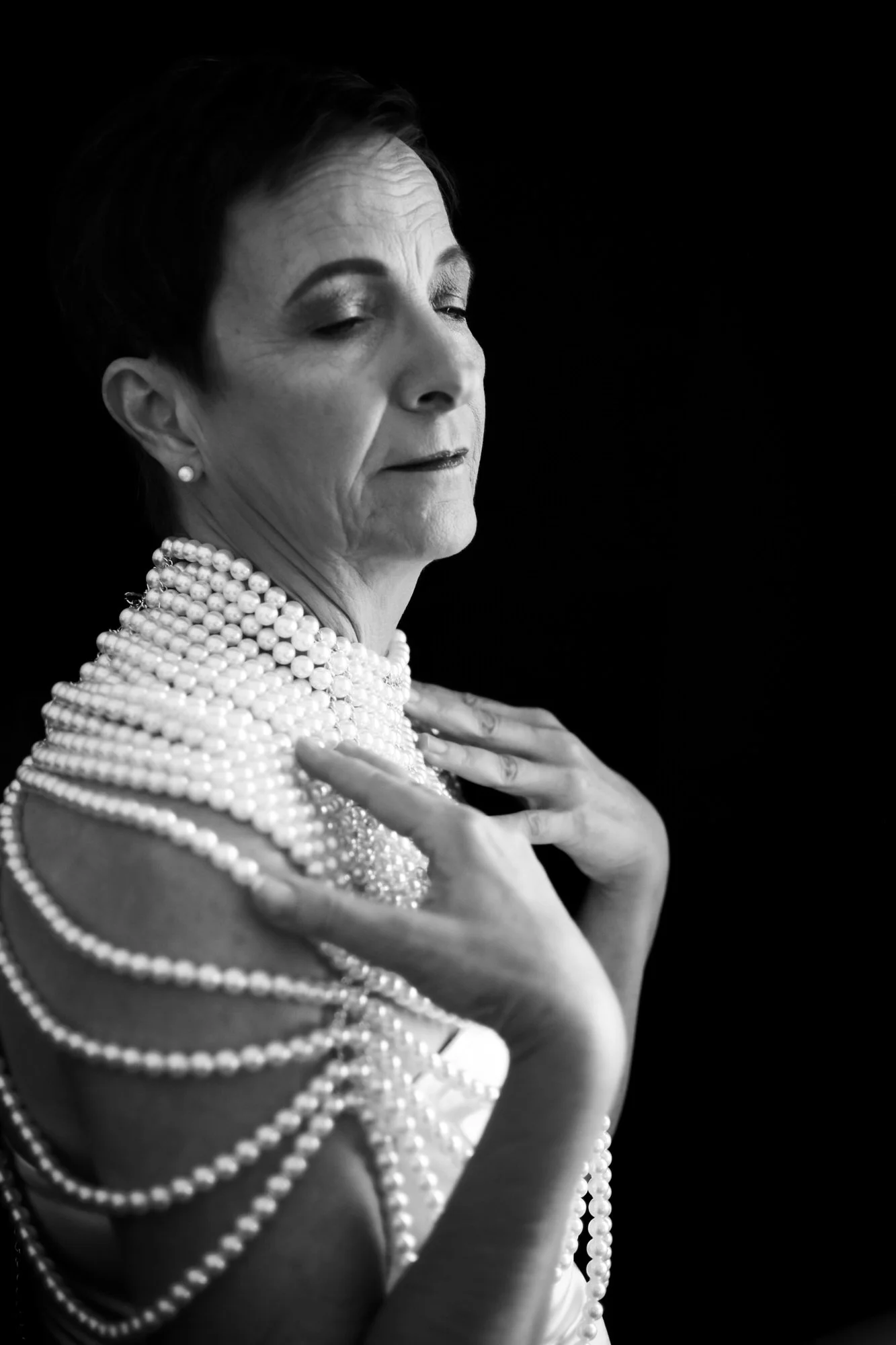 What to Wear for a Boudoir Session Over 40