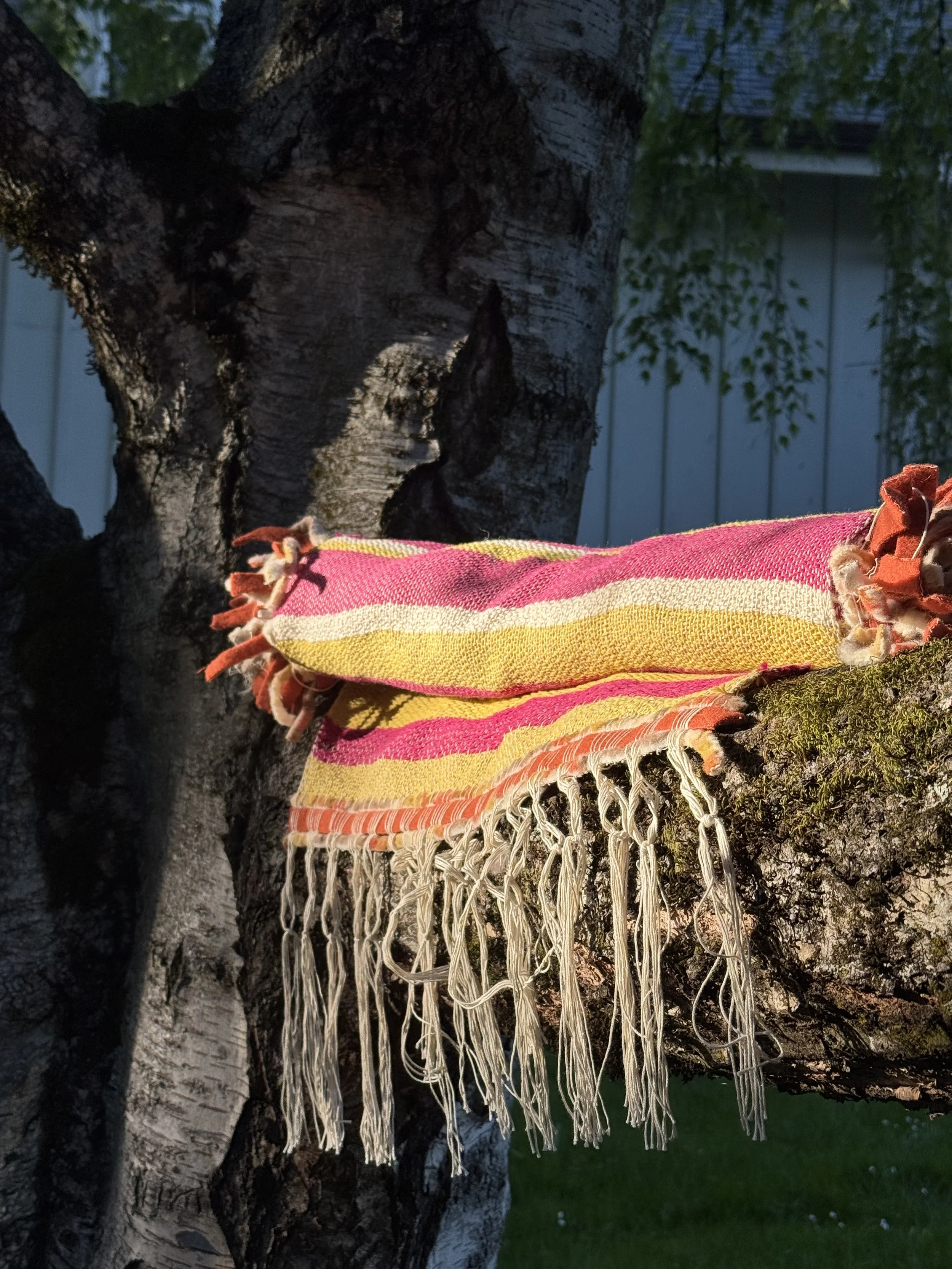 3 Shaft Loom, Krokbragd Woven Rug