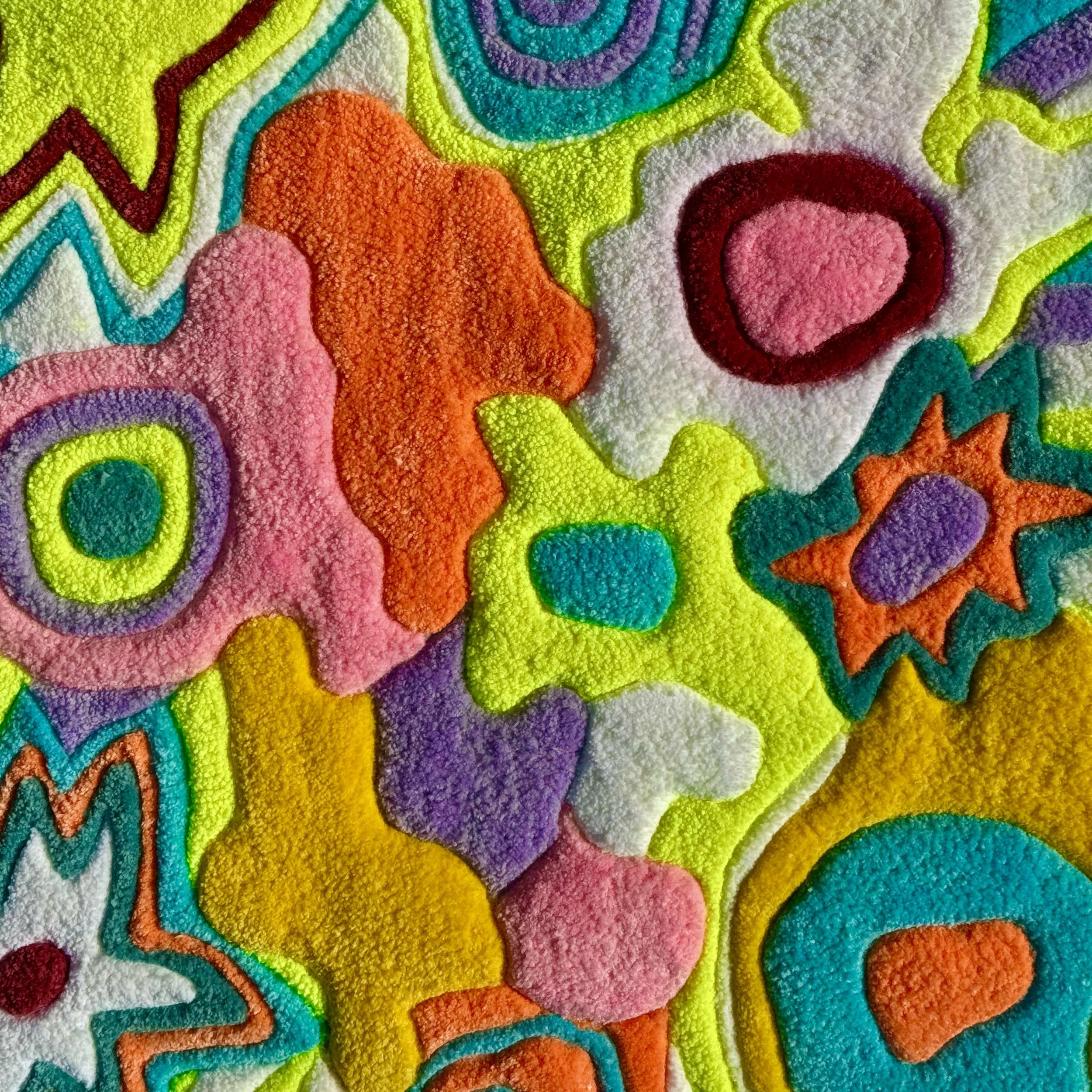 4ft Hand Tufted Rug, Wool & Acrylic
