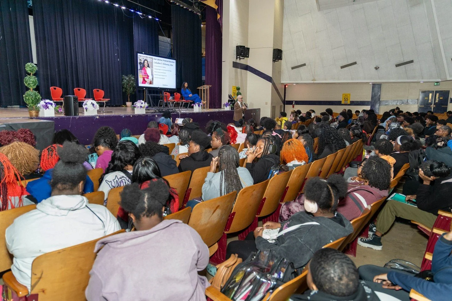 Volunteer Memphis proudly hosted Make a Difference Week from October 20&ndash;24, 2025, engaging students, families, and community members across Shelby County in a powerful week of financial education and empowerment. 

The week&rsquo;s events focus