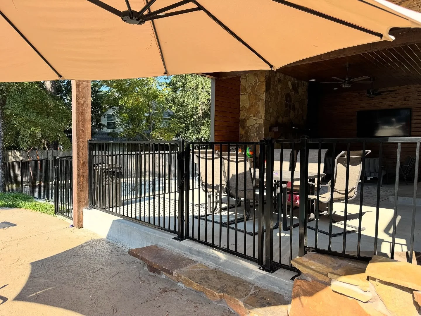 This custom patio fence adds both style and security while giving the space a clean, modern look. At Fences by Craig, we don&rsquo;t just build fences&mdash;we build peace of mind. Ready to upgrade your yard? Give us a call today!