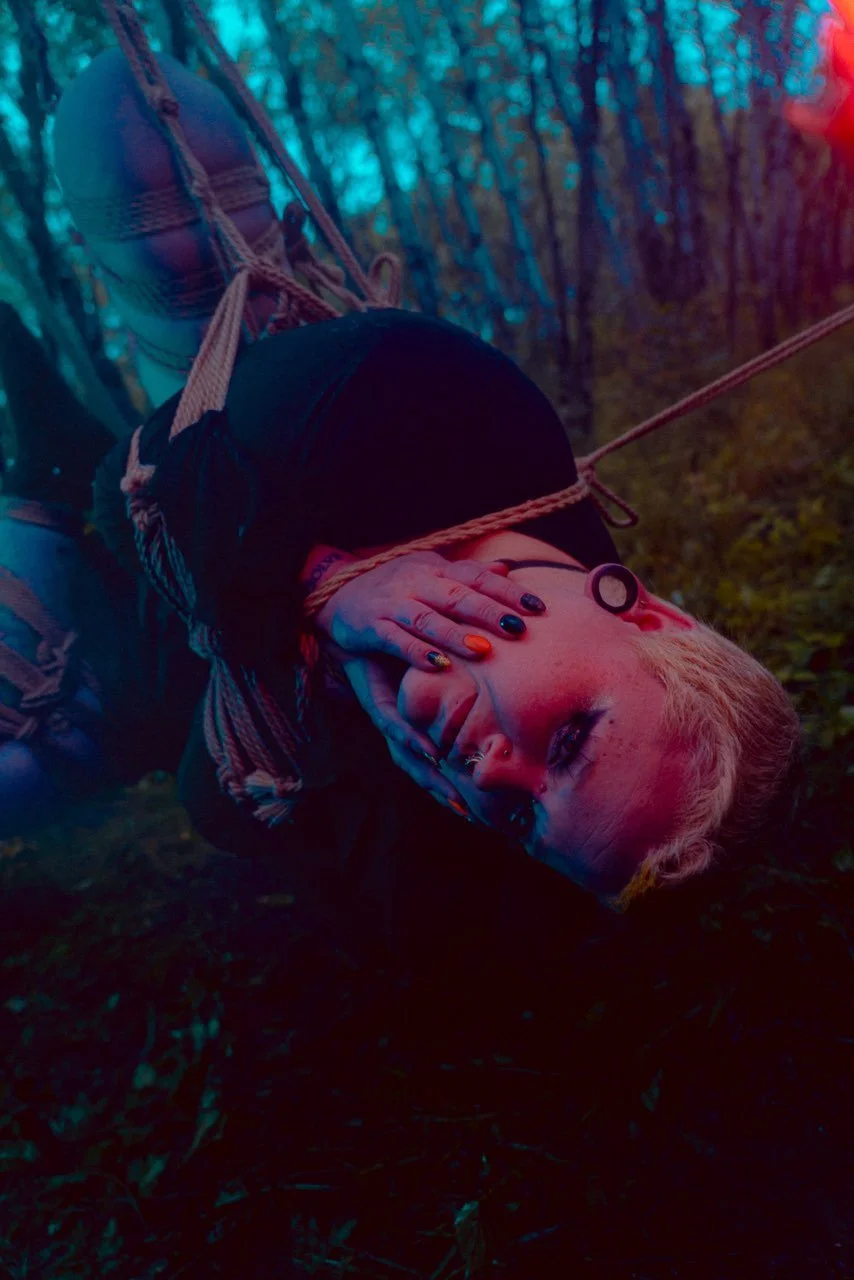 photo by found.wanting, model: AngelicMeat