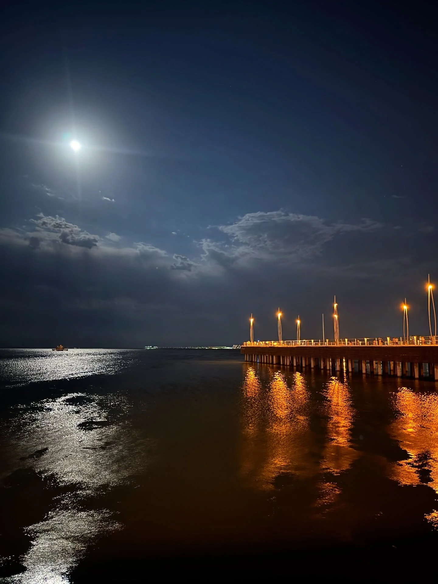 🌚🌝 

#onenight #fullmoon above the #caspian_sea