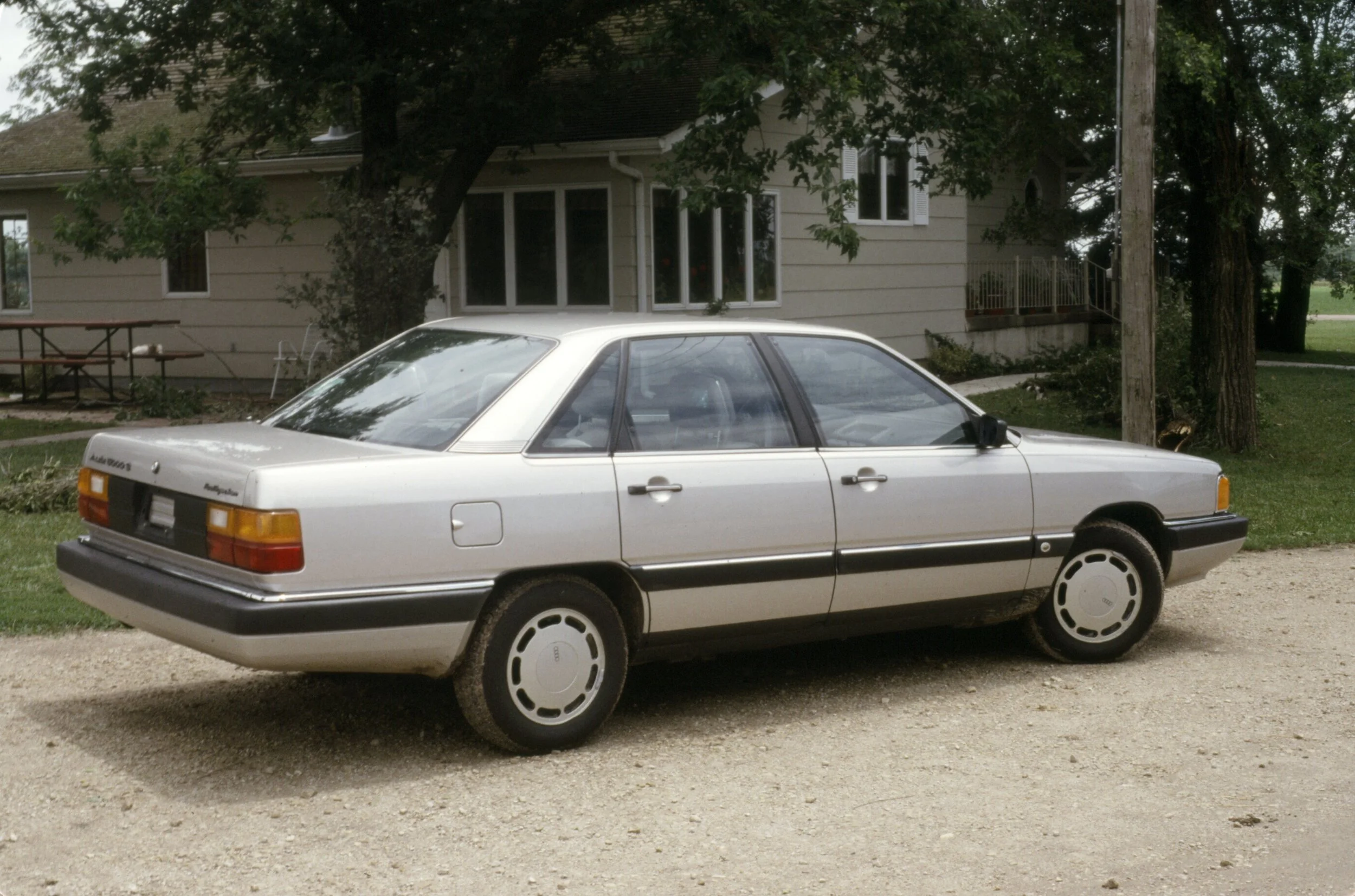 1985 Audi Side View.jpg