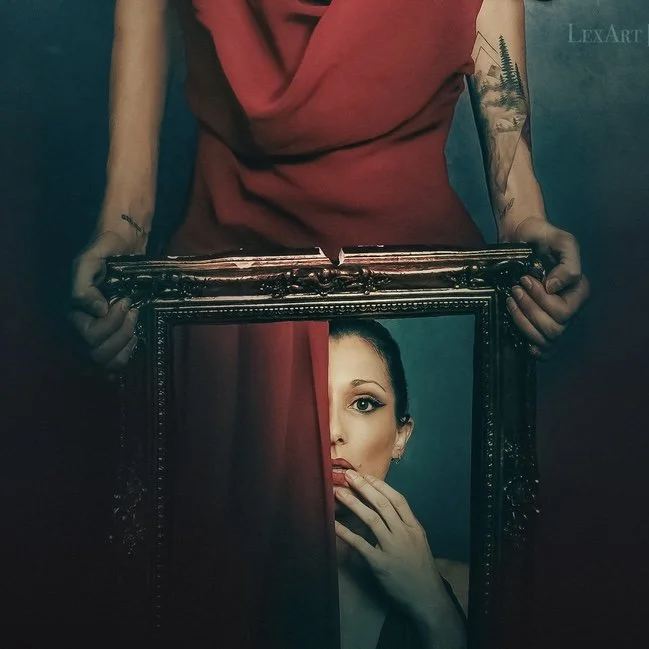 Lidia-Manos-autorretrato 3.jpg