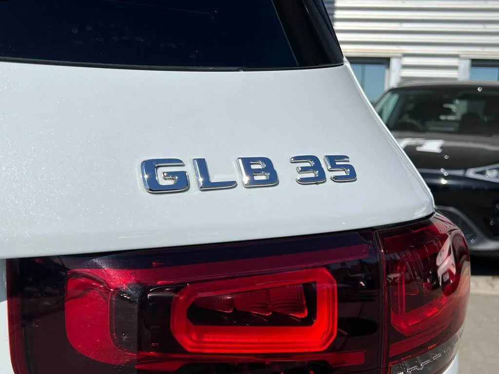 GLB 18.jpg