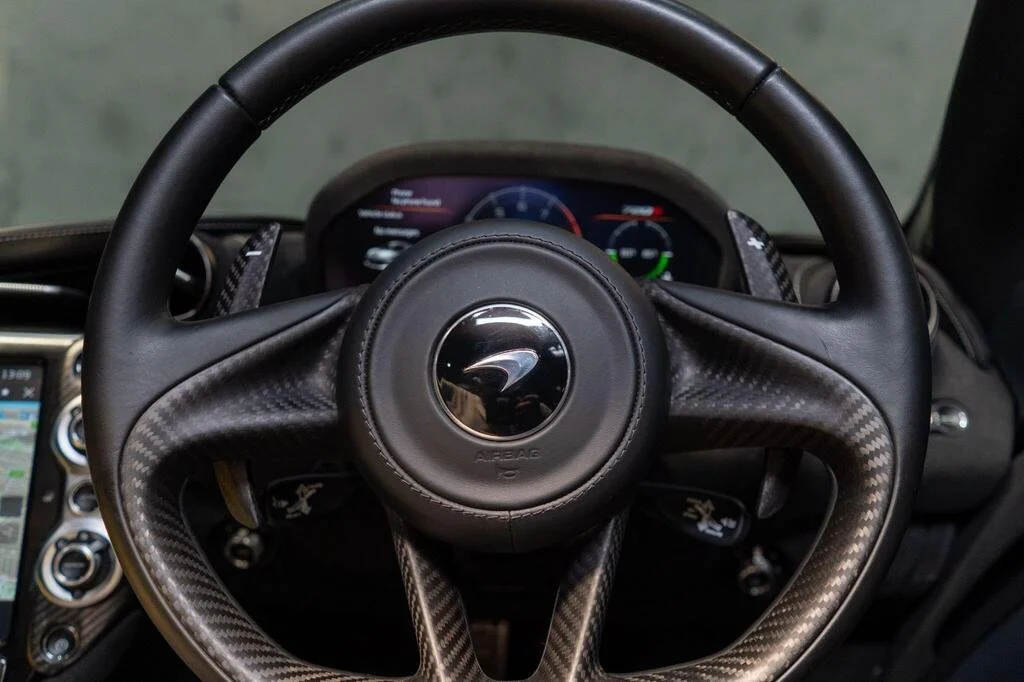 720S 11.jpg