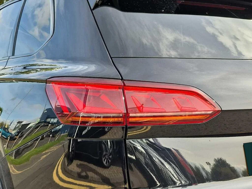 VWT 19.jpg