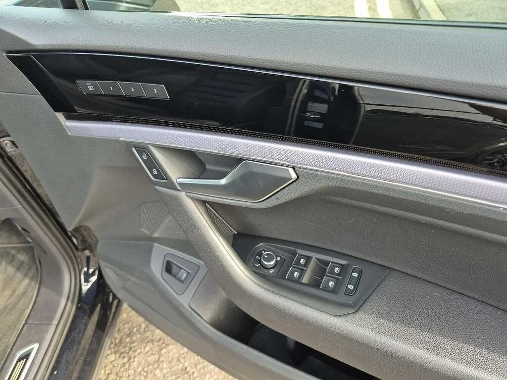 VWT 16.jpg