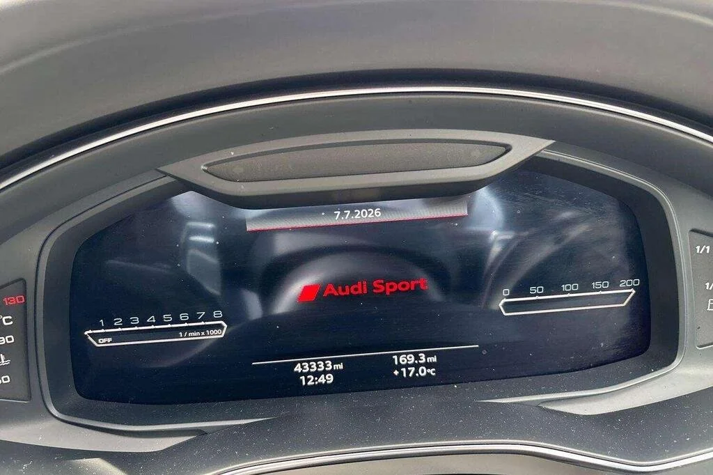 RS7 8.jpg
