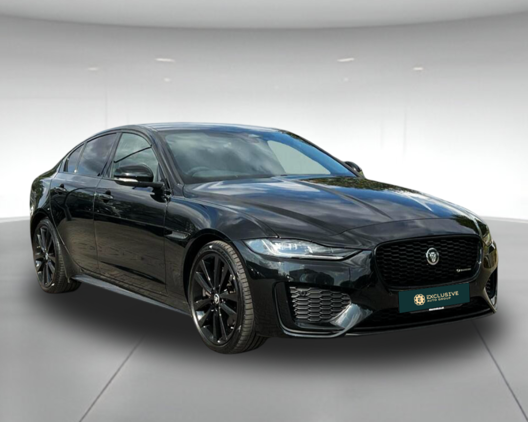2023 Jaguar XE R-Dynamic SE Black Auto