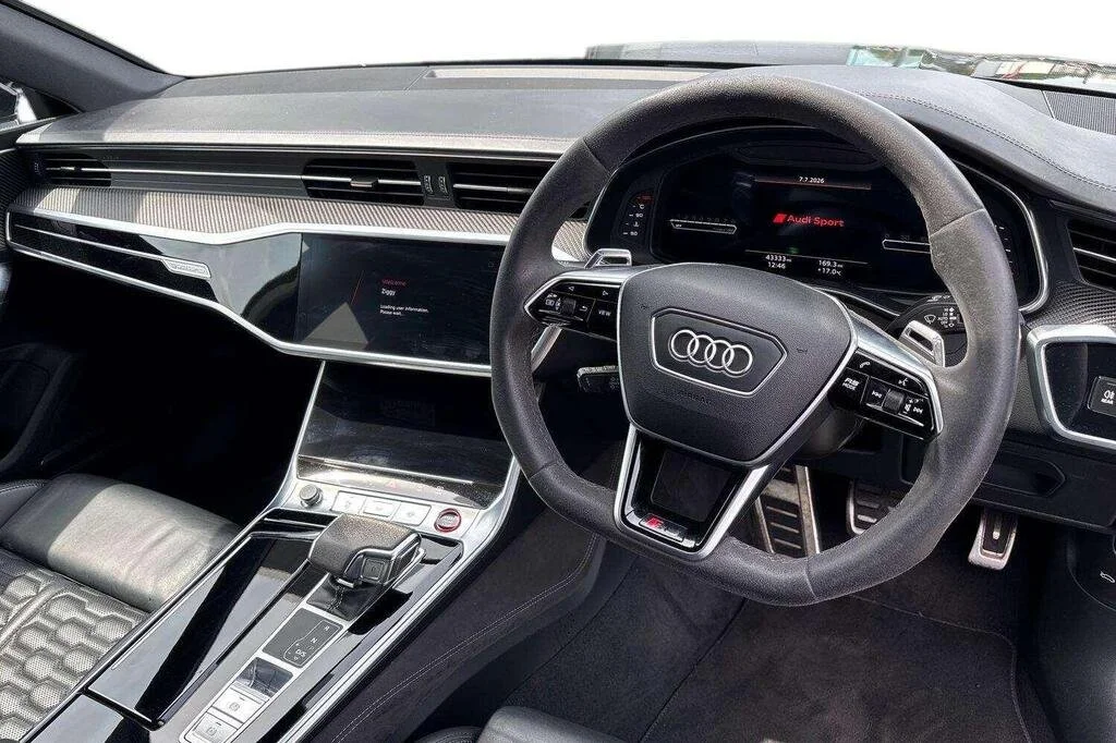 RS7 4.jpg