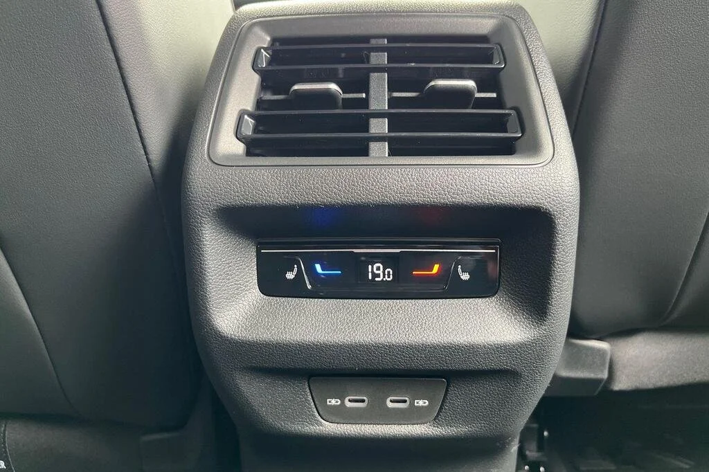 VWT 9.jpg