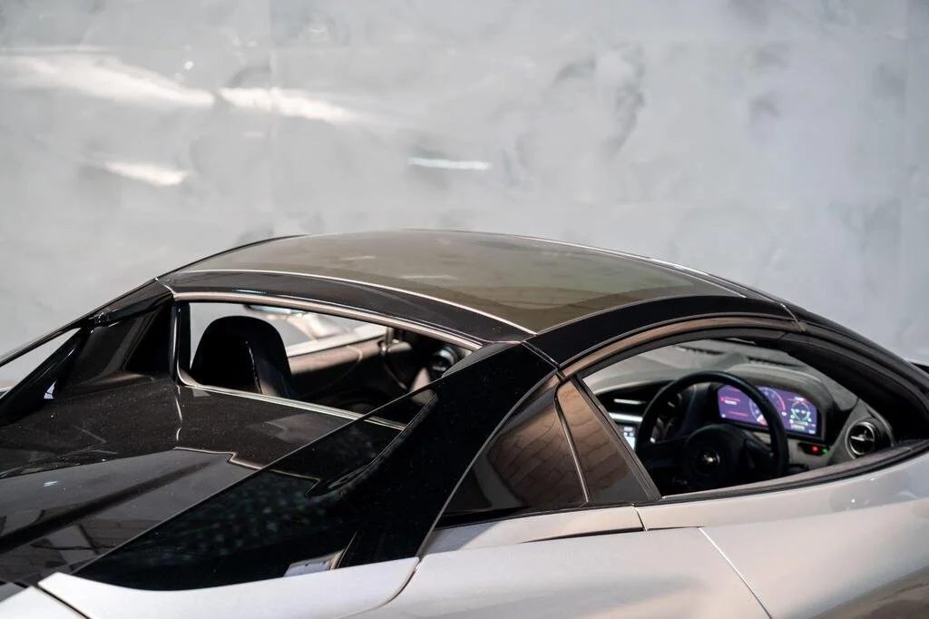 720S 14.jpg