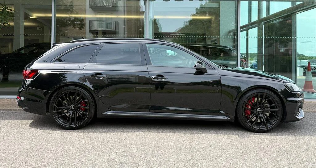 RS4 2.jpg