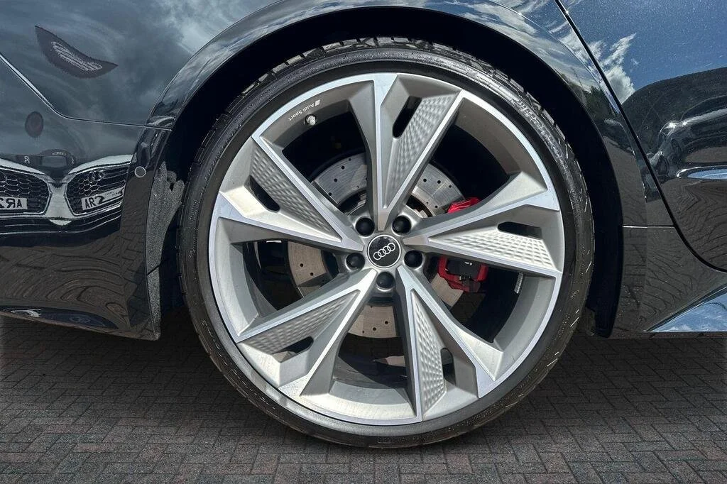 RS7 3.jpg