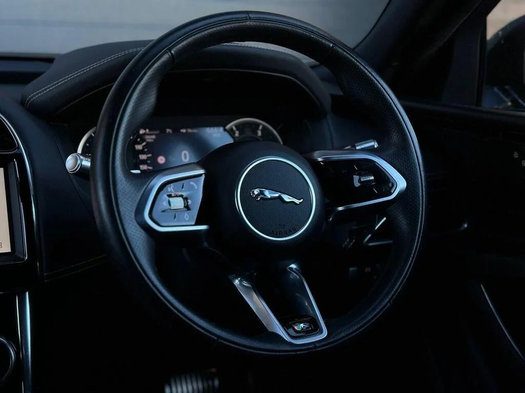 XE 10.jpg