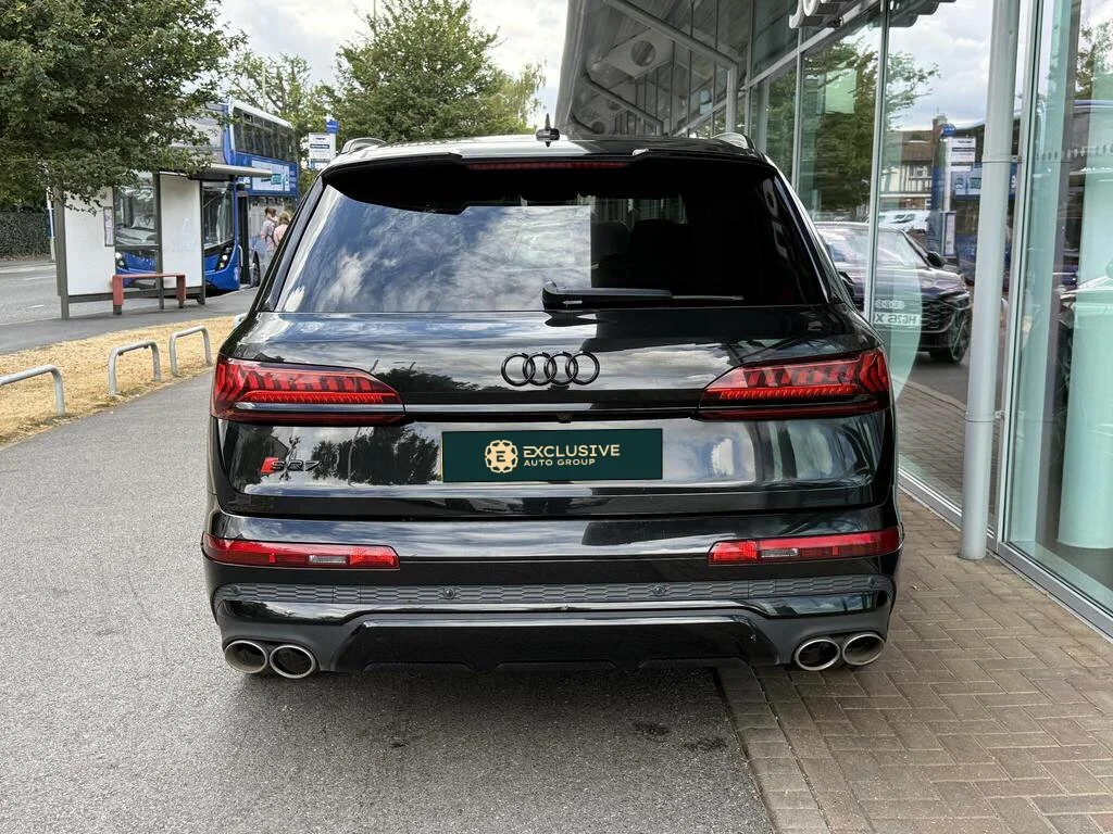 SQ7 5.jpg