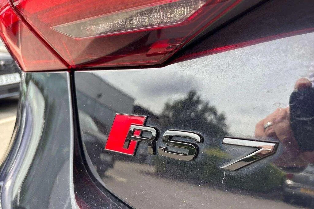 RS7 10.jpg