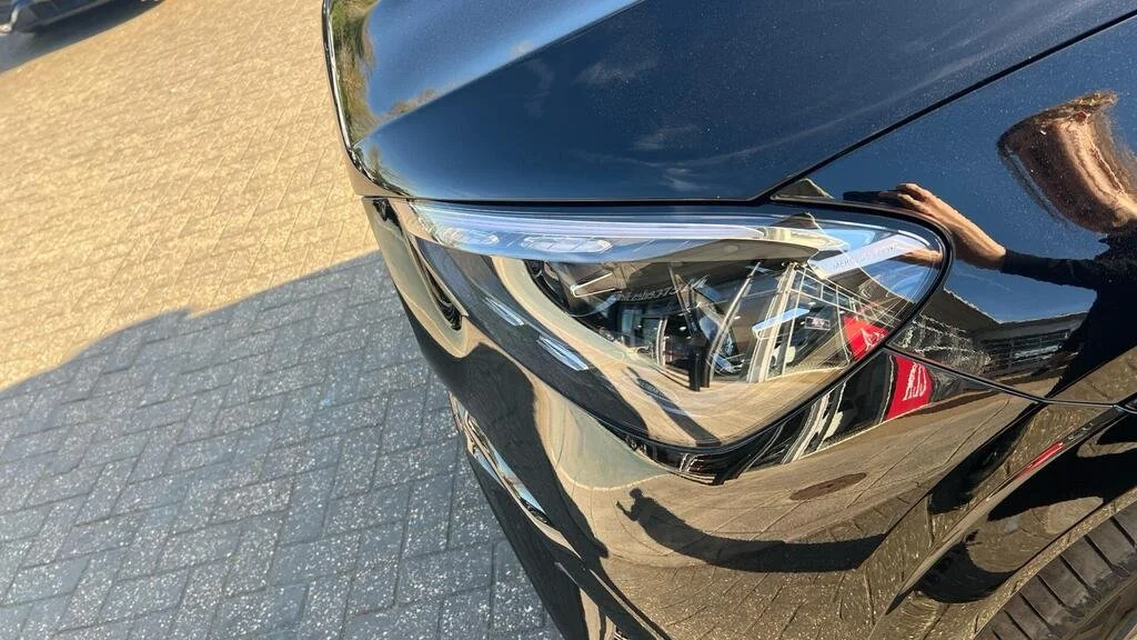 GLE 16.jpg