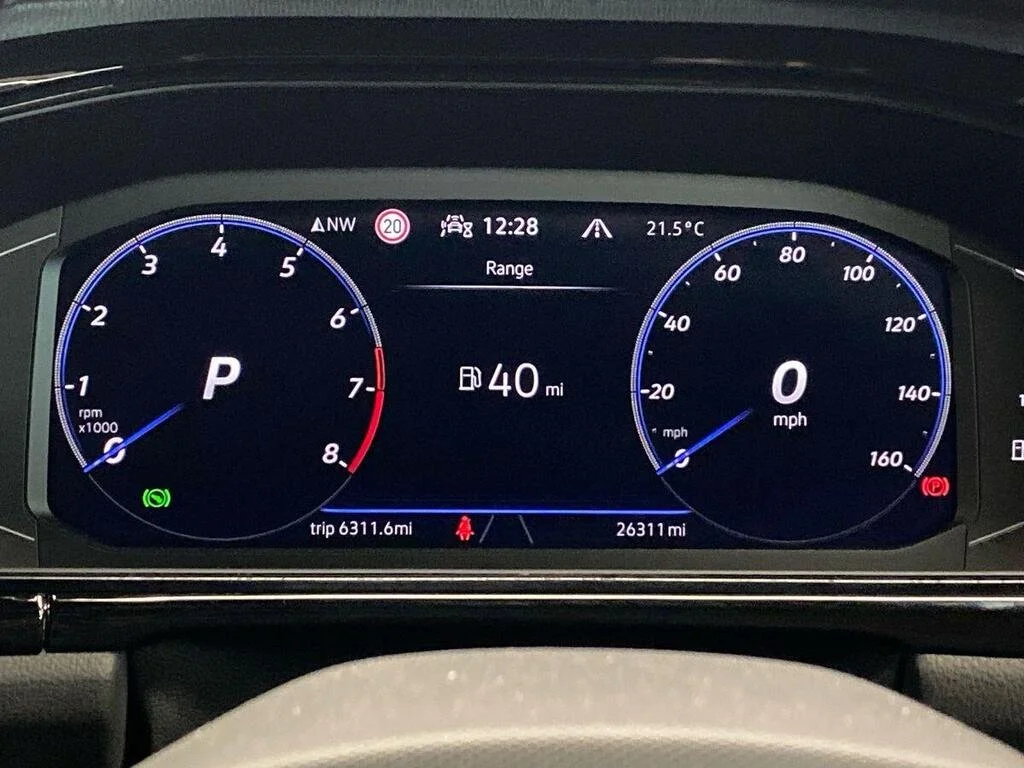 TR 7.jpg