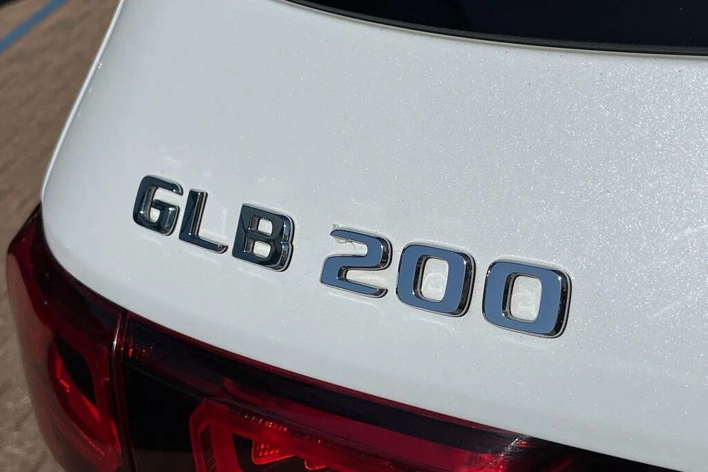GLB 10.jpg