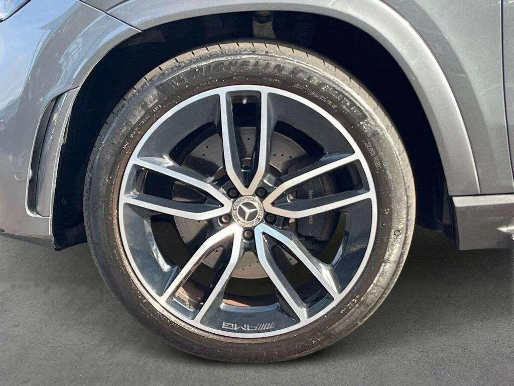 GLE 3.jpg