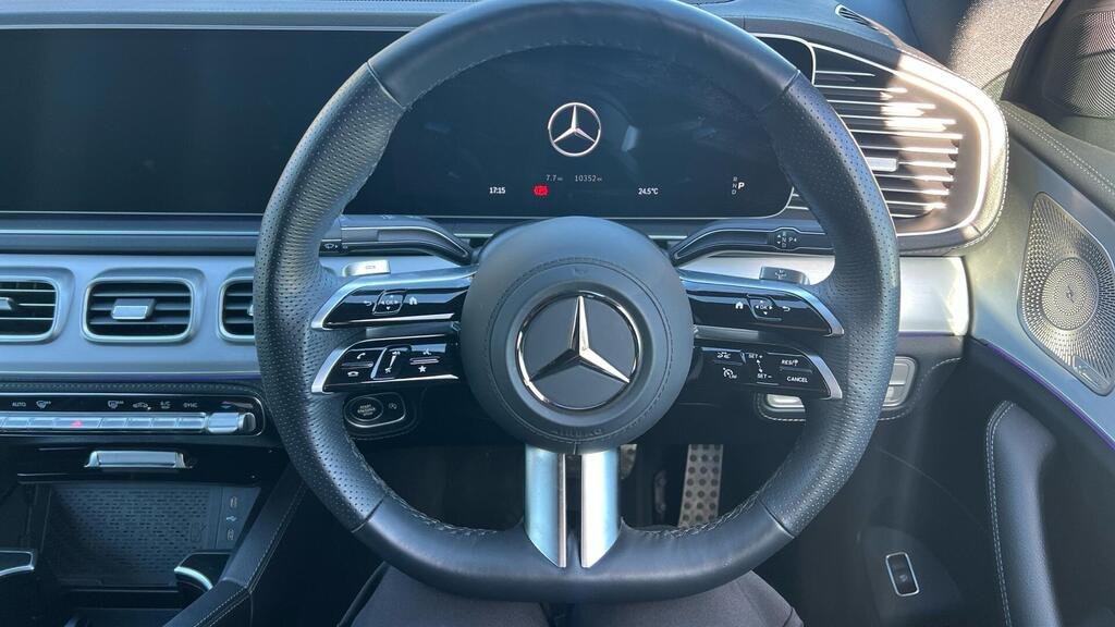 GLE 10.jpg