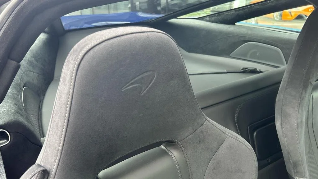 720S 7.jpg