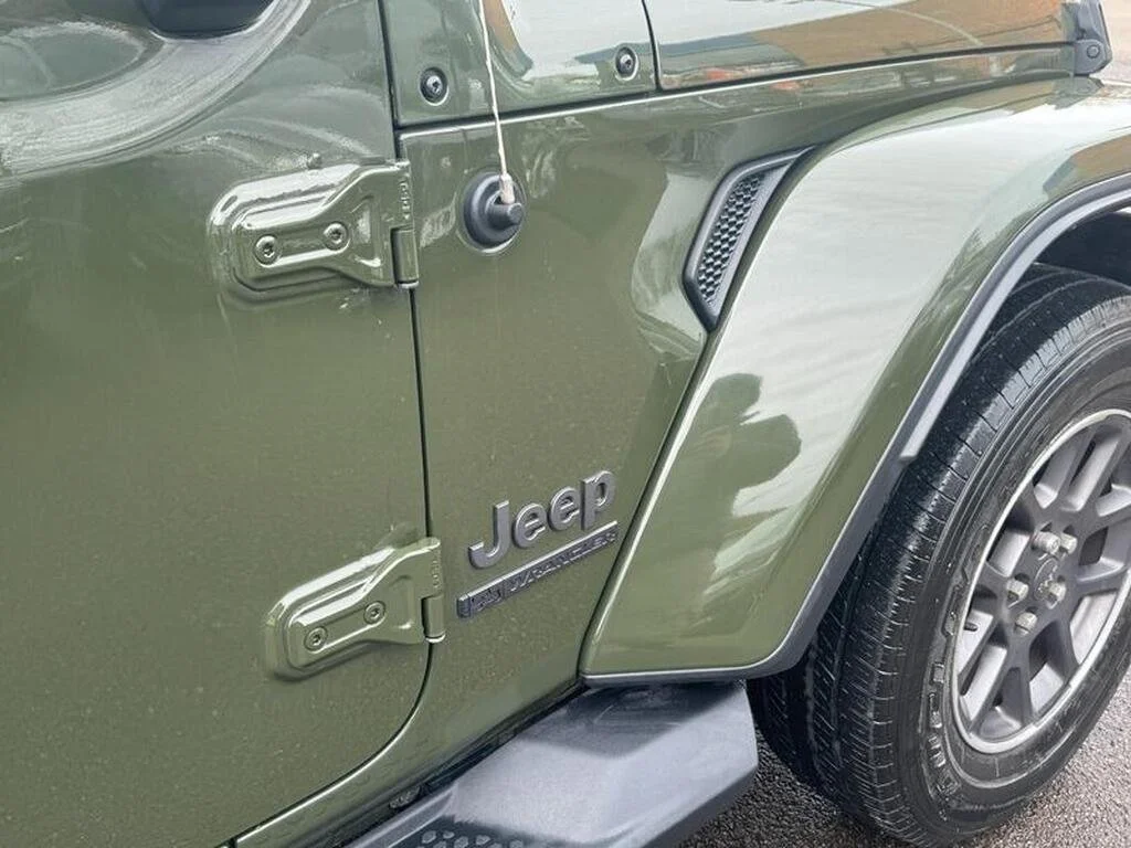 JW 11.jpg