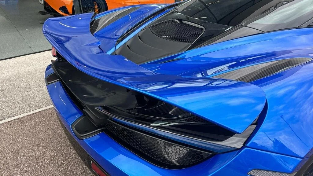 720S 14.jpg