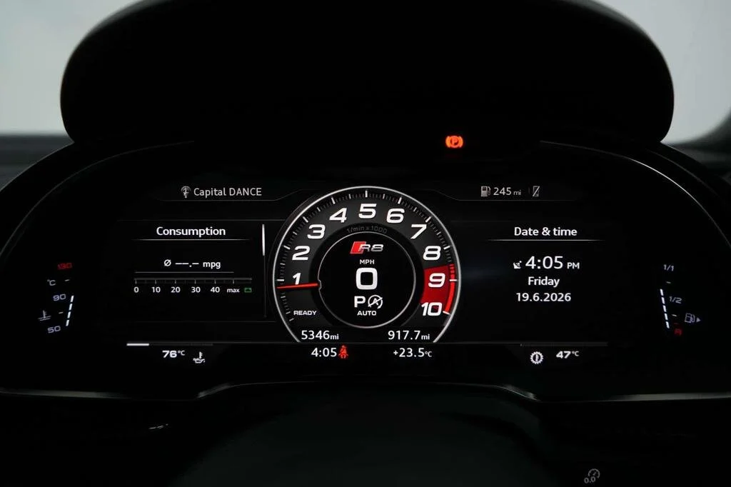R8 12.jpg