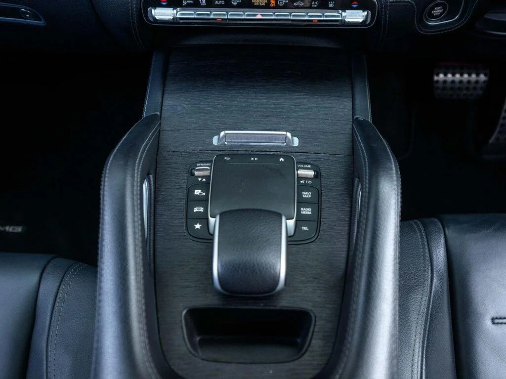 GLE 10.jpg