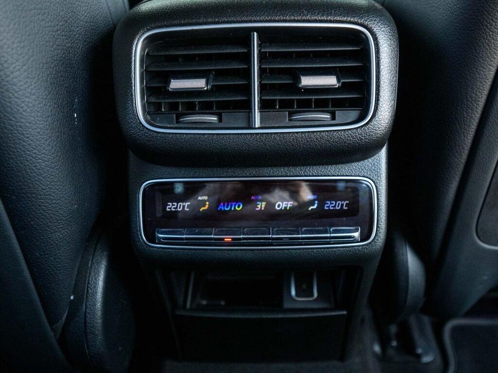 GLE 12.jpg