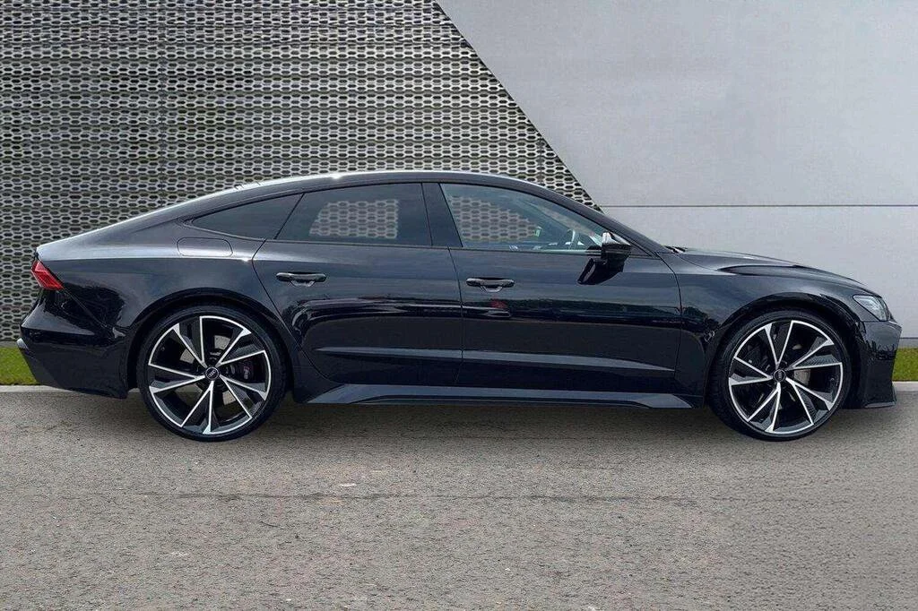 RS7 2.jpg