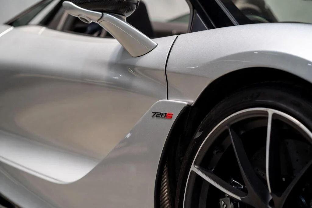 720S 17.jpg