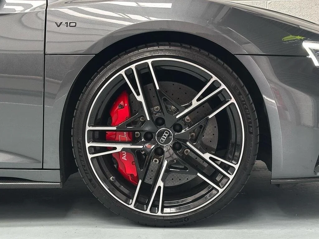 R8 3.jpg