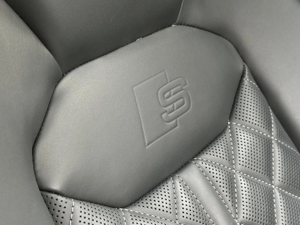 SQ7 14.jpg