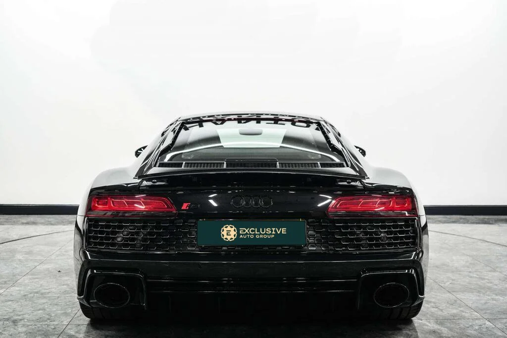 R8 5.jpg