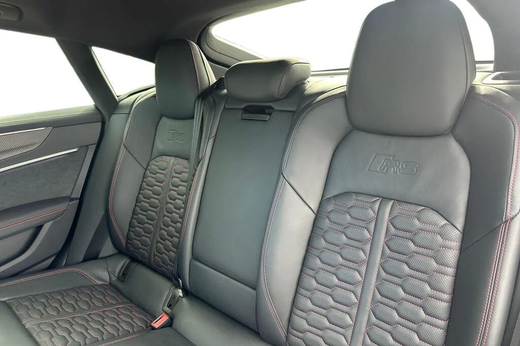 RS7 7.jpg