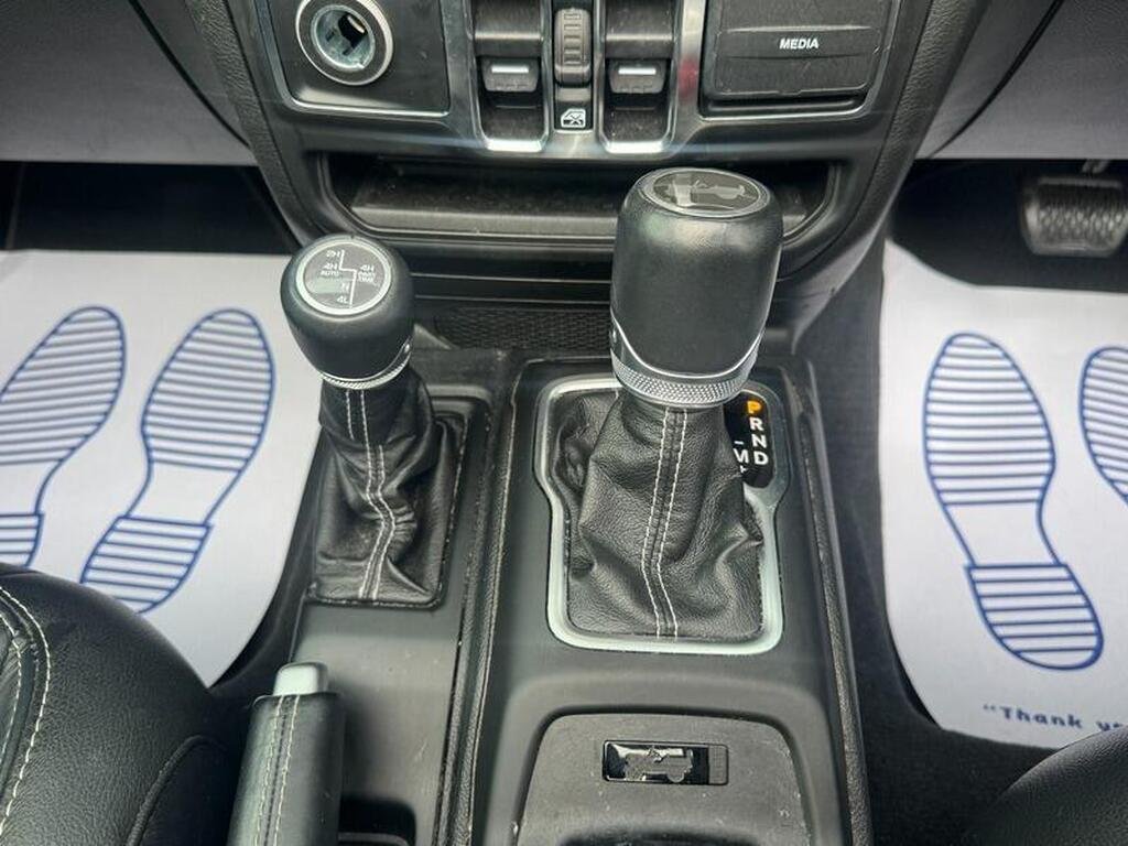 JW 9.jpg