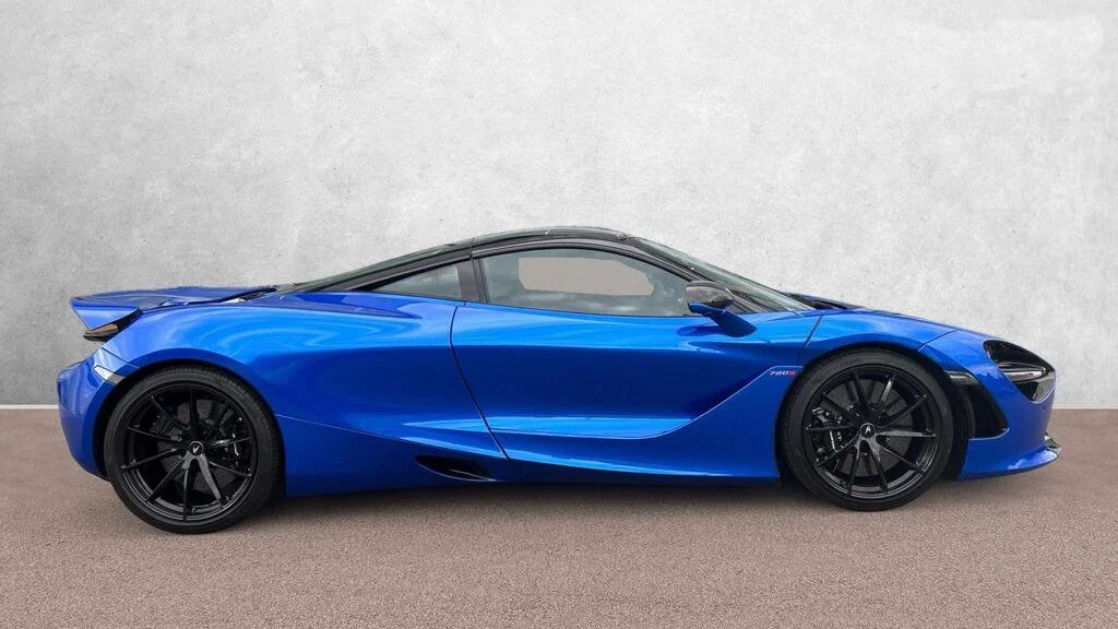 720S 2.jpg