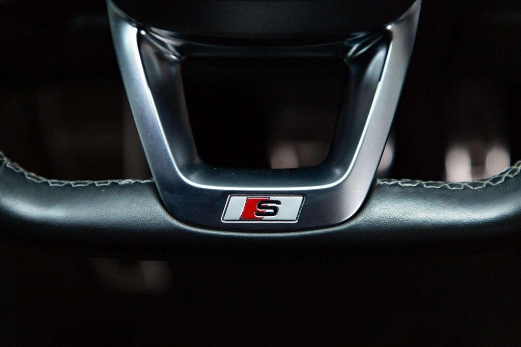 SQ7 14.jpg