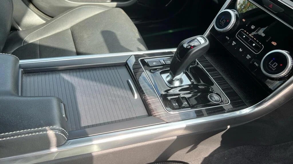 XE 8.jpg